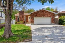 90 Edenwold CRESCENT  Regina, SK S4R 8A3