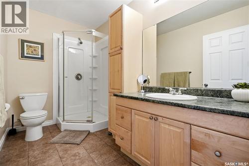 90 Edenwold Crescent, Regina, SK - Indoor Photo Showing Bathroom