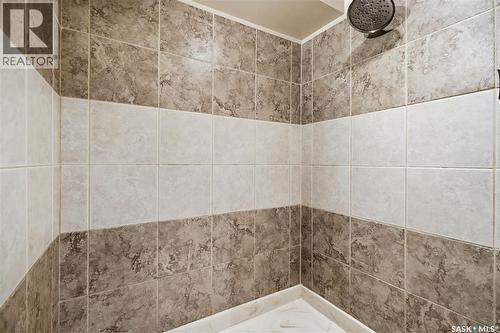 90 Edenwold Crescent, Regina, SK - Indoor Photo Showing Bathroom