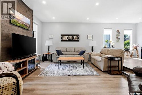 90 Edenwold Crescent, Regina, SK - Indoor Photo Showing Living Room