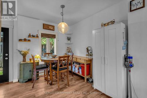 30 Sunset Avenue, Hamilton, ON - Indoor Photo Showing Dining Room