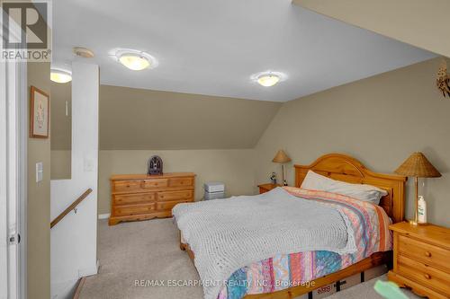 30 Sunset Avenue, Hamilton, ON - Indoor Photo Showing Bedroom