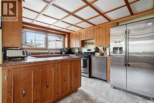 104 Marsh Crescent, Regina, SK - Indoor Photo Showing Kitchen