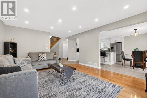 21 Hawkswood Drive, Kitchener, ON - Indoor Photo Showing Living Room