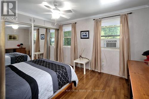 88 Gray Avenue, Meaford, ON - Indoor Photo Showing Bedroom