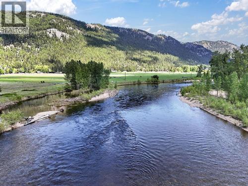 3295 Fiva Creek Road S, Westbridge, BC 