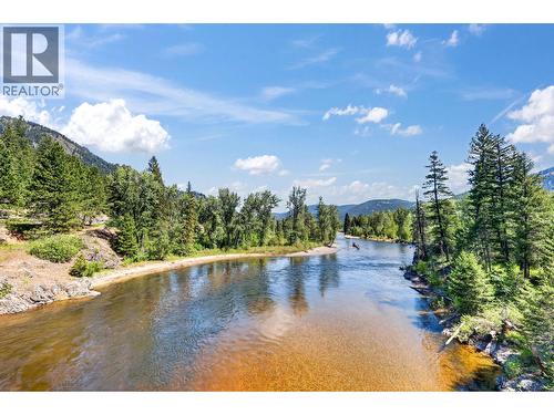 3295 Fiva Creek Road S, Westbridge, BC 