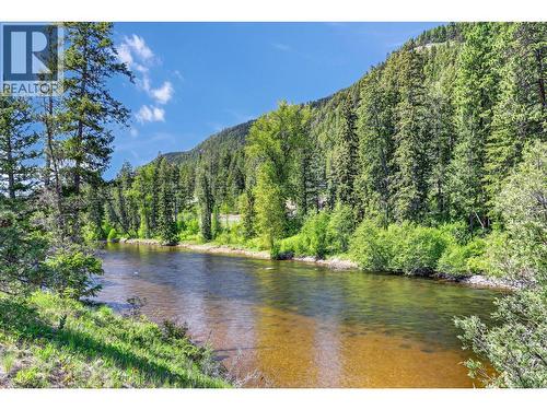 3295 Fiva Creek Road S, Westbridge, BC 