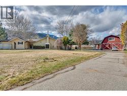 212 Carr Crescent Oliver, BC V0H 1T5