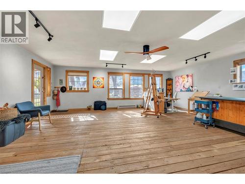 212 Carr Crescent, Oliver, BC 