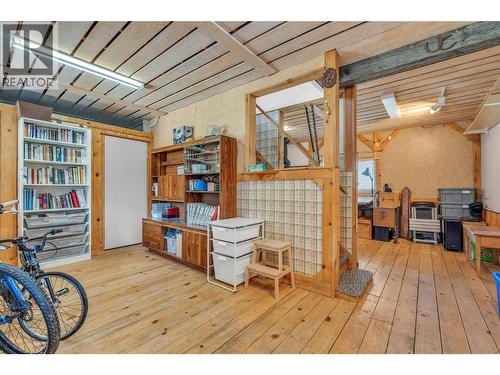 212 Carr Crescent, Oliver, BC 