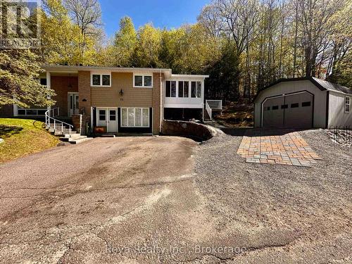 11 RIDGE ROAD  Bancroft (Bancroft Ward), ON K0L 1C0