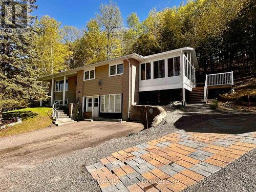 11 Ridge Road, Bancroft (Bancroft Ward), ON - Outdoor With Deck Patio Veranda