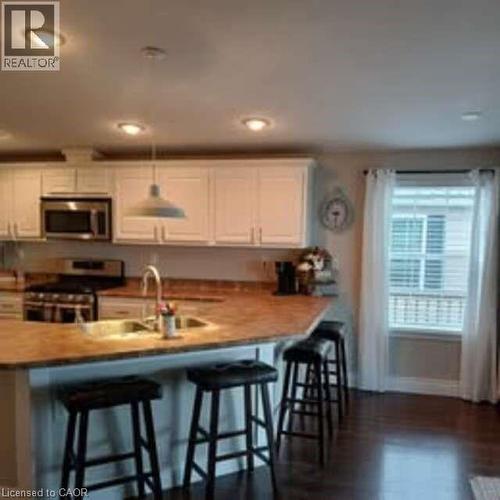 340 Front Road Unit# 9, Port Rowan, ON - Indoor Photo Showing Kitchen