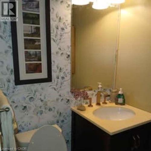 340 Front Road Unit# 9, Port Rowan, ON - Indoor Photo Showing Bathroom