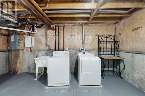 1303 Macinally Court, Oshawa, ON - Indoor Photo Showing Laundry Room