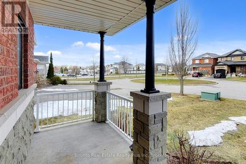 1303 Macinally Court, Oshawa, ON - Outdoor