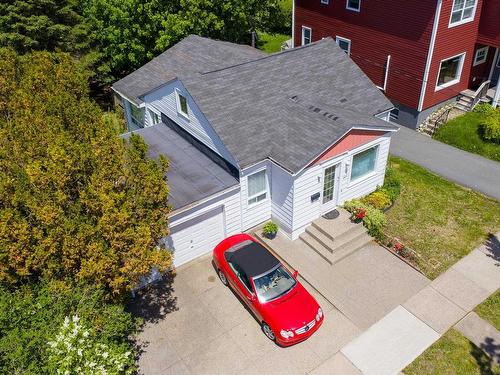 6477 Roslyn Road, Halifax, NS 