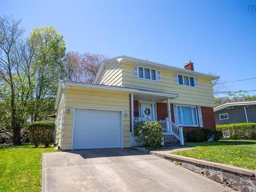 5 Swallow Street  Halifax, NS B3M 2T7