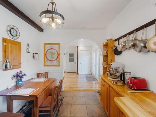 2292 Highway 3, Pubnico, NS 
