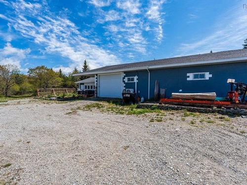 2292 Highway 3, Pubnico, NS 