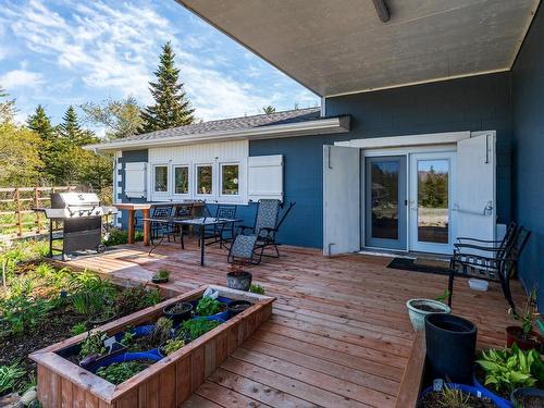 2292 Highway 3, Pubnico, NS 