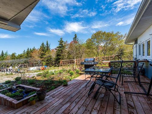 2292 Highway 3, Pubnico, NS 
