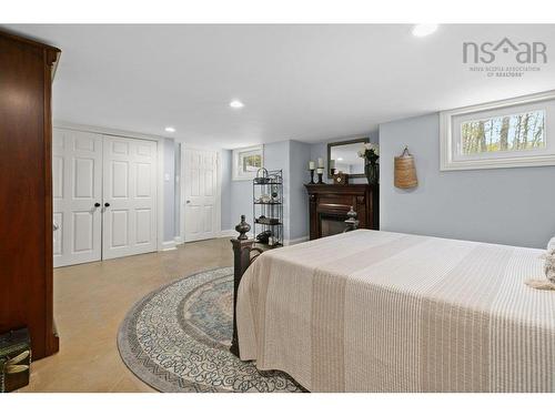 6010 Highway 332, Middle Lahave, NS 