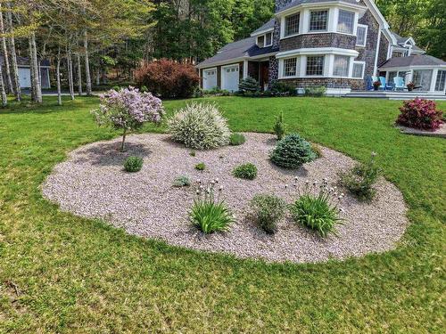 6010 Highway 332, Middle Lahave, NS 