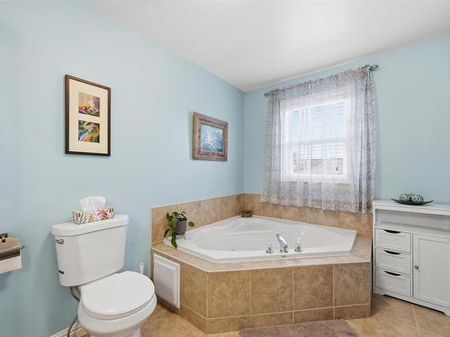 17 Outrigger Crescent, Halifax, NS 