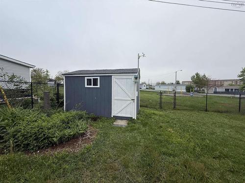 6 Earleton Avenue, Dartmouth, NS 