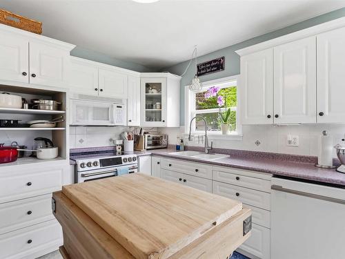 10 Connaught Ave Avenue, Middleton, NS 