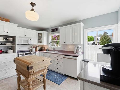 10 Connaught Ave Avenue, Middleton, NS 