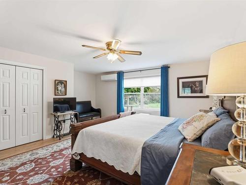 10 Connaught Ave Avenue, Middleton, NS 