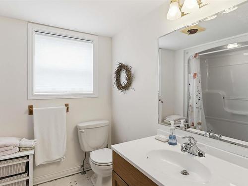 10 Connaught Ave Avenue, Middleton, NS 