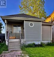 16 CUMMING STREET St. Catharines, ON L2S 1H7