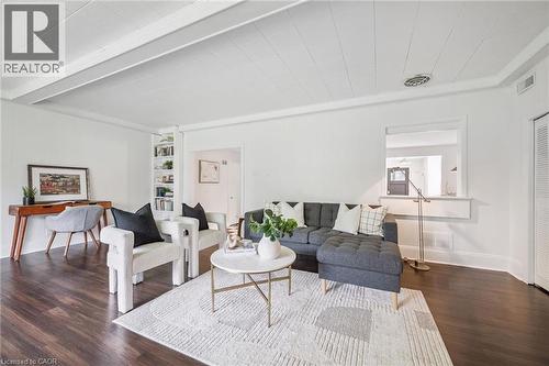 186 Forsyth Drive, Waterloo, ON - Indoor Photo Showing Living Room