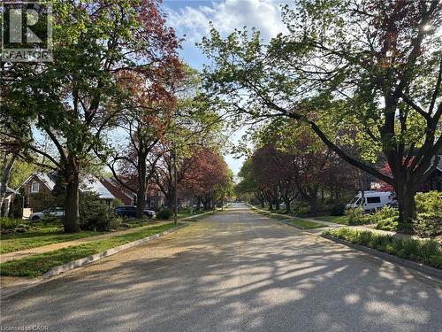186 Forsyth Drive, Waterloo, ON - Outdoor