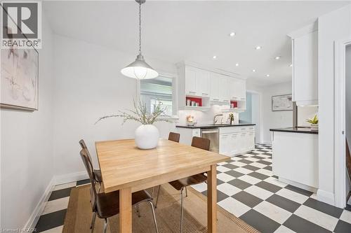 186 Forsyth Drive, Waterloo, ON - Indoor Photo Showing Dining Room