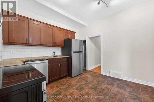 212 Arlington Avenue, Ottawa, ON - Indoor Photo Showing Kitchen With Double Sink