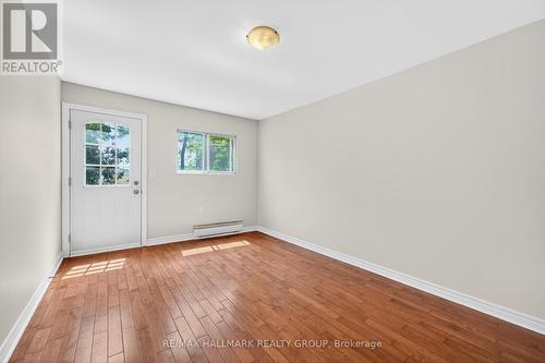 212 Arlington Avenue, Ottawa, ON - Indoor Photo Showing Other Room