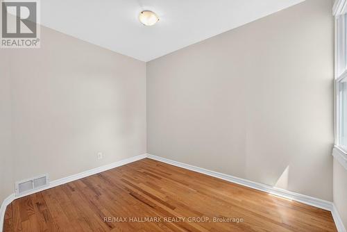 212 Arlington Avenue, Ottawa, ON - Indoor Photo Showing Other Room