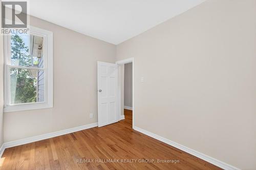 212 Arlington Avenue, Ottawa, ON - Indoor Photo Showing Other Room