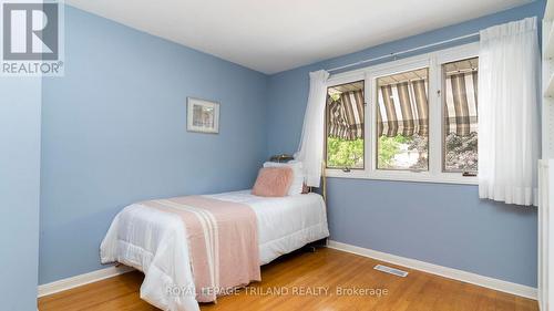 4 Conifer Crescent, London South (South B), ON - Indoor Photo Showing Bedroom