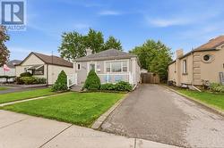 137 COCHRANE ROAD  Hamilton, ON L8K 3G3