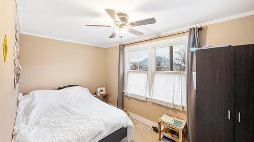 600 Braid Street, Penticton, BC - Indoor Photo Showing Bedroom