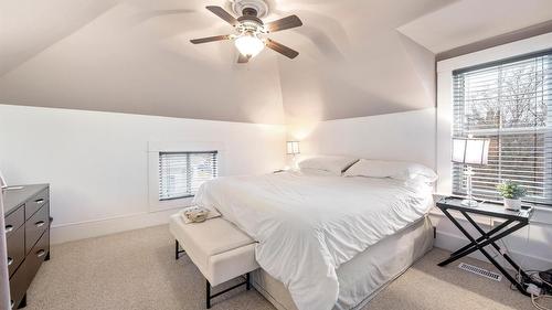 600 Braid Street, Penticton, BC - Indoor Photo Showing Bedroom