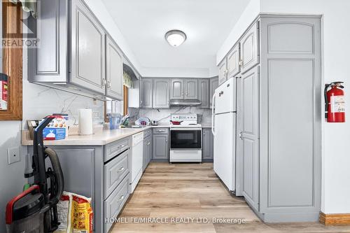 100 West 3Rd Street, Hamilton, ON - Indoor Photo Showing Kitchen
