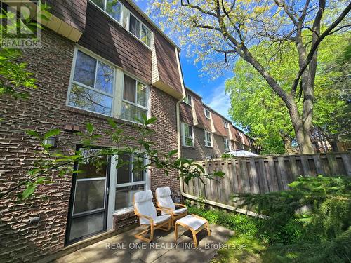 174 Rusty Crestway, Toronto, ON - Outdoor