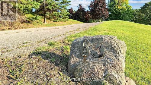 63 Elderberry Trail, Aurora, ON - Outdoor
